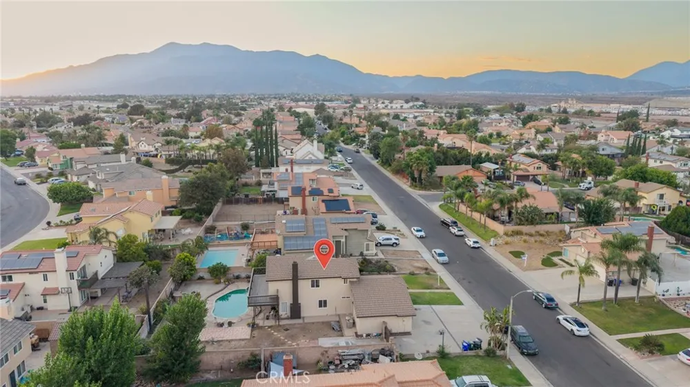 1551 W Via Bello Drive Rialto, CA 92377
