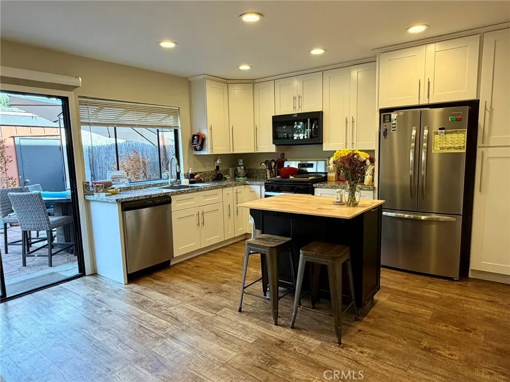 618 Briarwood Lane San Dimas, CA 91773