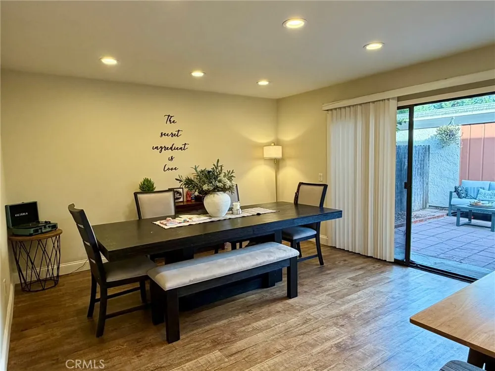 618 Briarwood Lane San Dimas, CA 91773