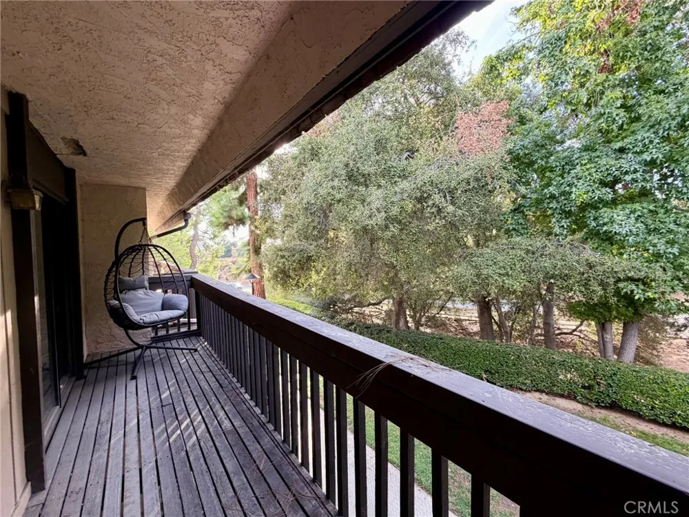 618 Briarwood Lane San Dimas, CA 91773