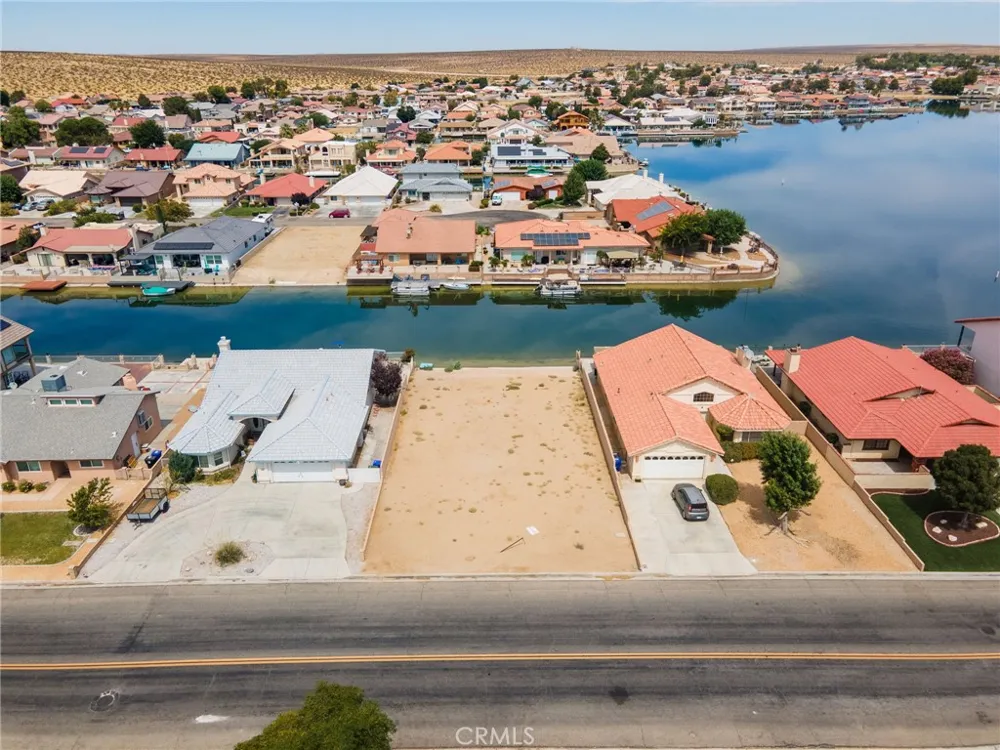 26938 Lakeview Drive Helendale, CA 92342