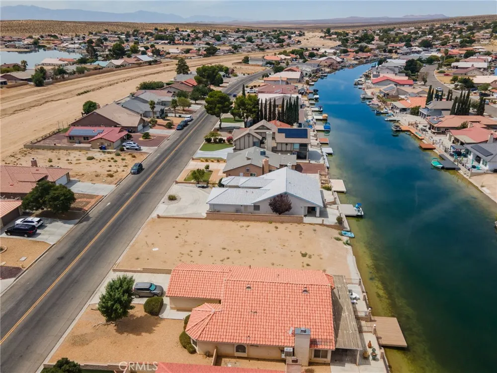 26938 Lakeview Drive Helendale, CA 92342