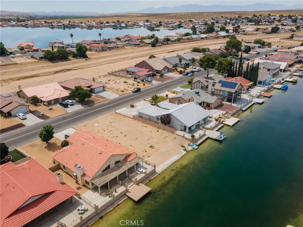 26938 Lakeview Drive Helendale, CA 92342