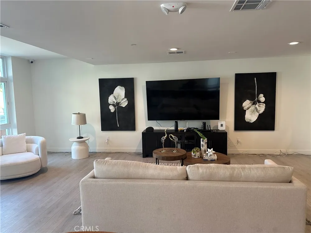 168 Monterey Street #422 Alhambra, CA 91801