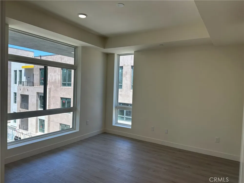 168 Monterey Street #422 Alhambra, CA 91801