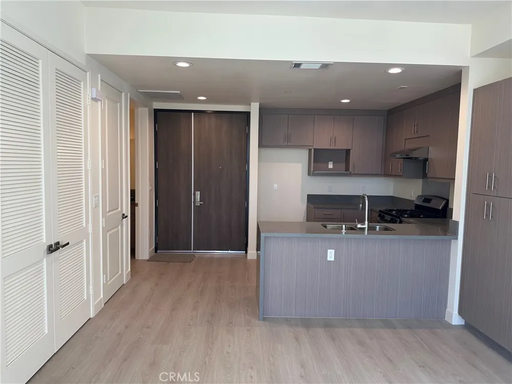 168 Monterey Street #422 Alhambra, CA 91801