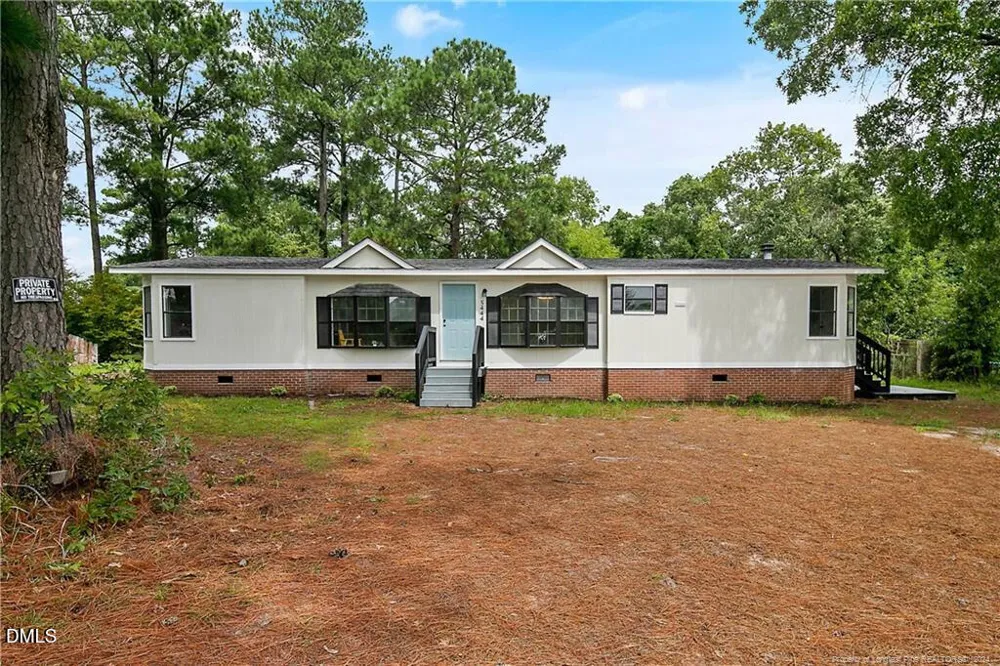 5444 Gilcrest Sands Drive Hope Mills, NC 28348