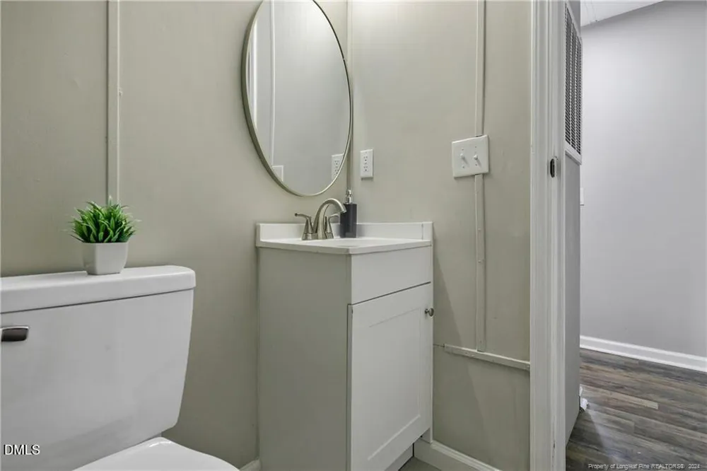 5444 Gilcrest Sands Drive Hope Mills, NC 28348