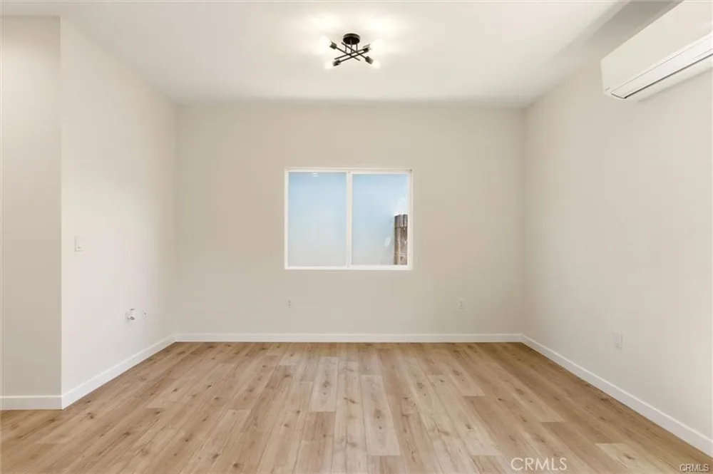 2155 Euclid Avenue #B Long Beach, CA 90815