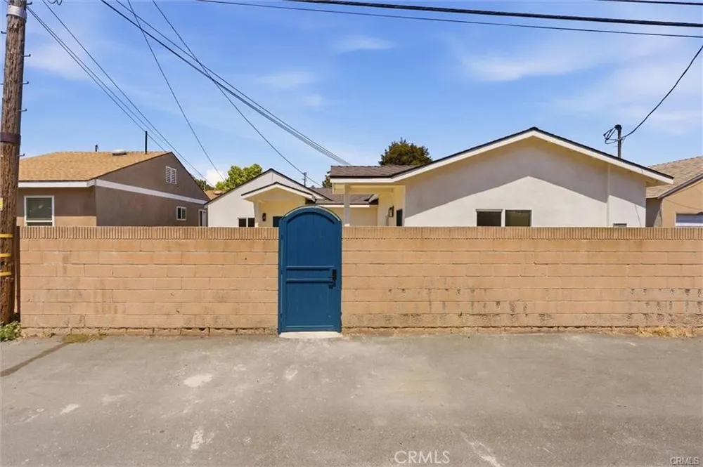 2155 Euclid Avenue #A Long Beach, CA 90815