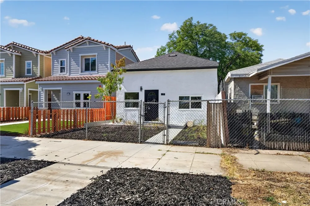 248 W Colton, CA 92324