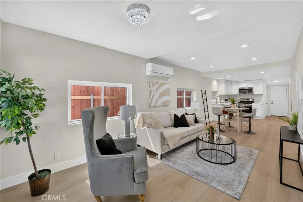 248 W Colton, CA 92324