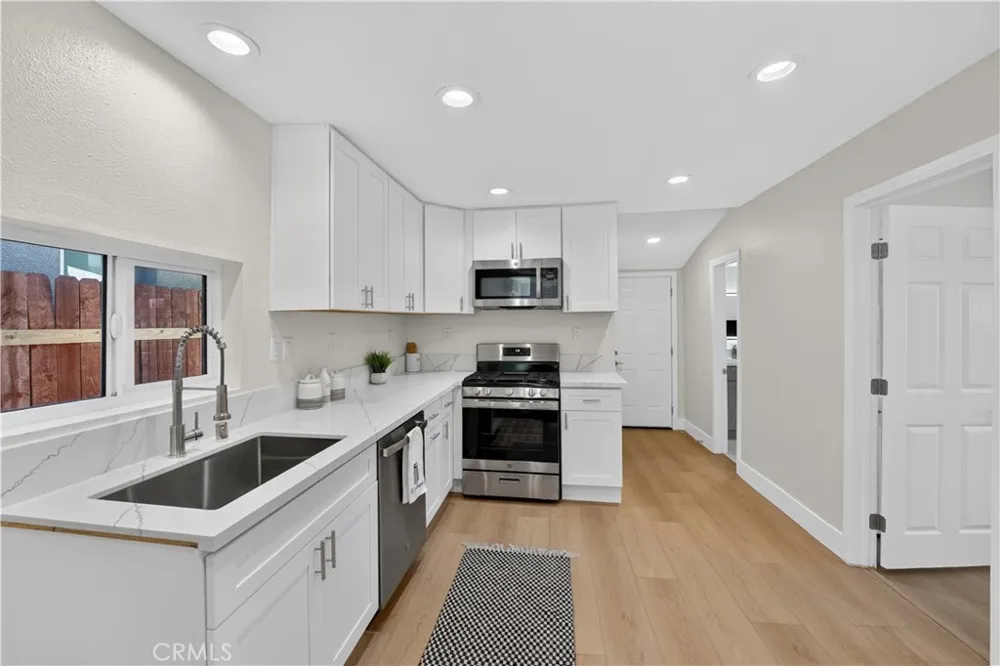 248 W Colton, CA 92324