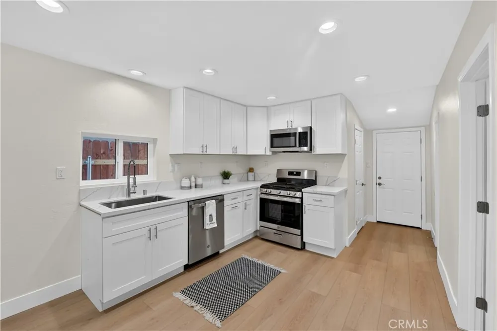 248 W Colton, CA 92324