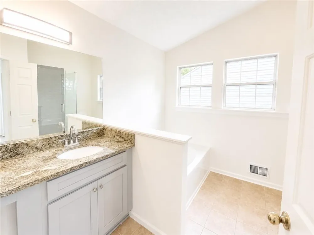 2095 Glynmoore Drive Lawrenceville, GA 30043