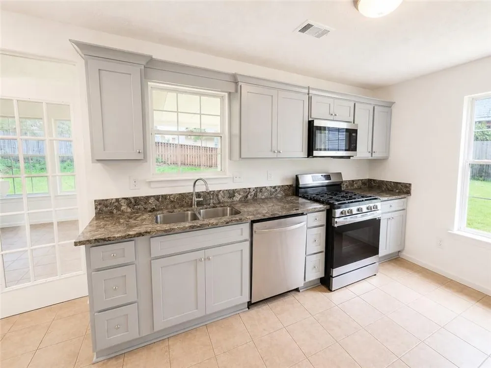 2095 Glynmoore Drive Lawrenceville, GA 30043