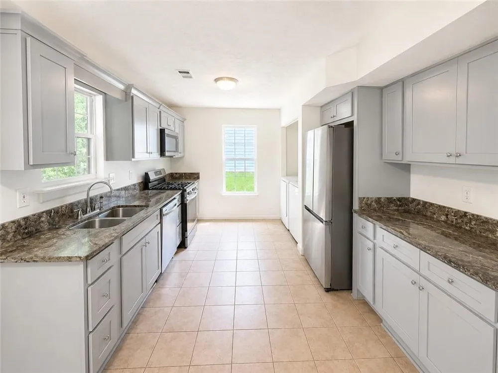 2095 Glynmoore Drive Lawrenceville, GA 30043