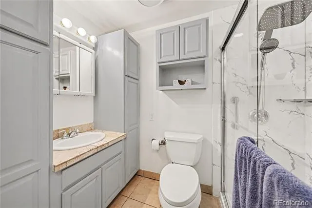 8 Elizabeth Court Longmont, CO 80501