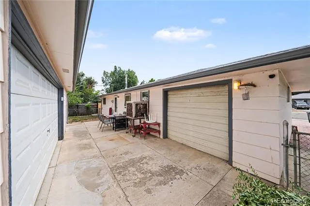 8 Elizabeth Court Longmont, CO 80501