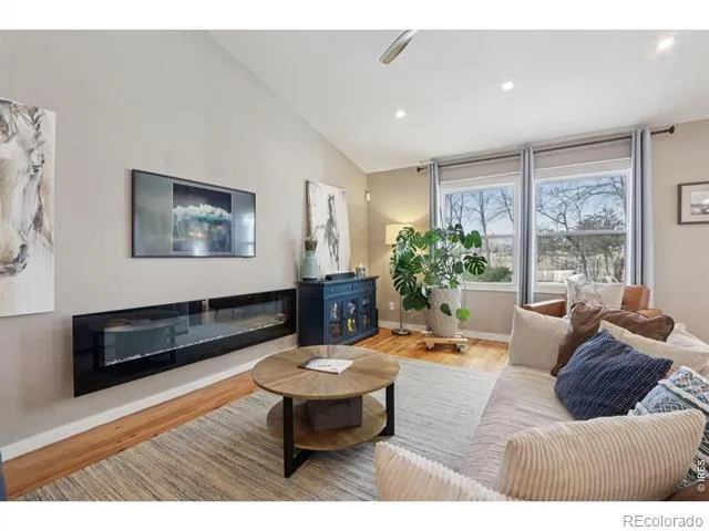6957 Peppertree Drive Niwot, CO 80503