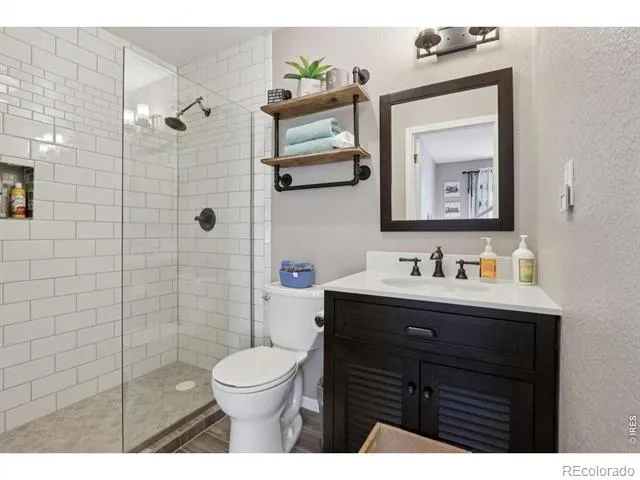 6957 Peppertree Drive Niwot, CO 80503