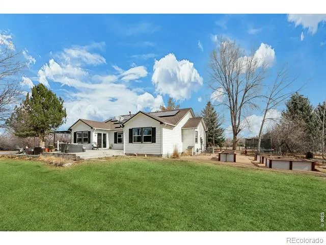 6957 Peppertree Drive Niwot, CO 80503