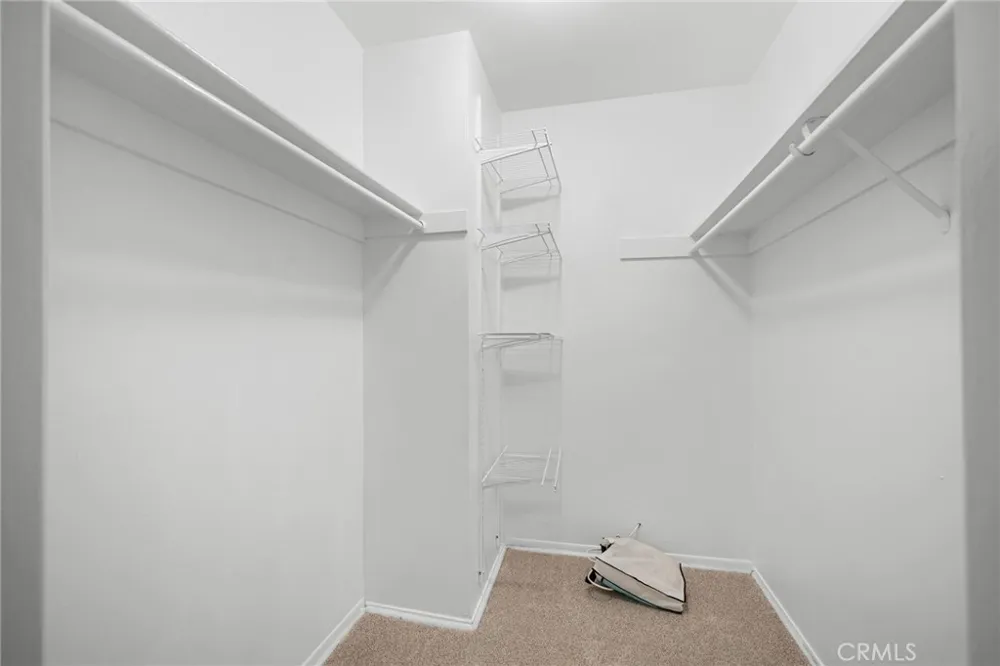 121 Sinclair Avenue #107 Glendale, CA 91206