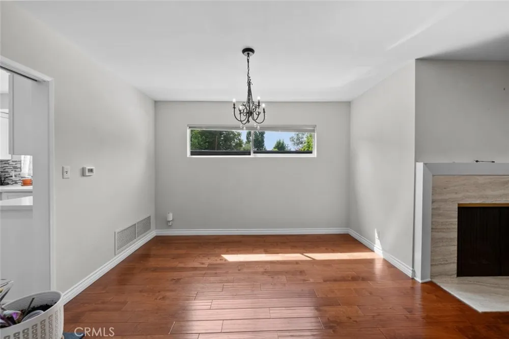 1209 S Orange Grove Avenue Pasadena, CA 91105