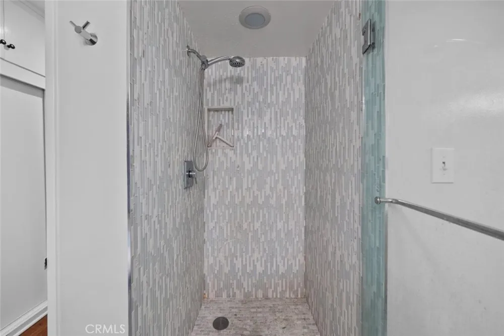 1209 S Orange Grove Avenue Pasadena, CA 91105