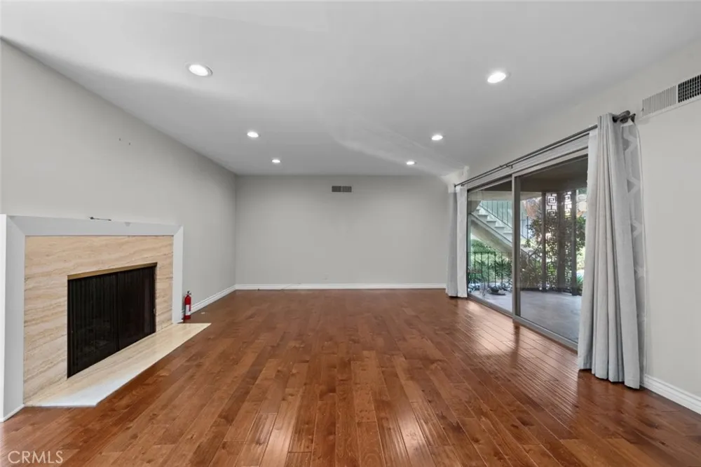 1209 S Orange Grove Avenue Pasadena, CA 91105