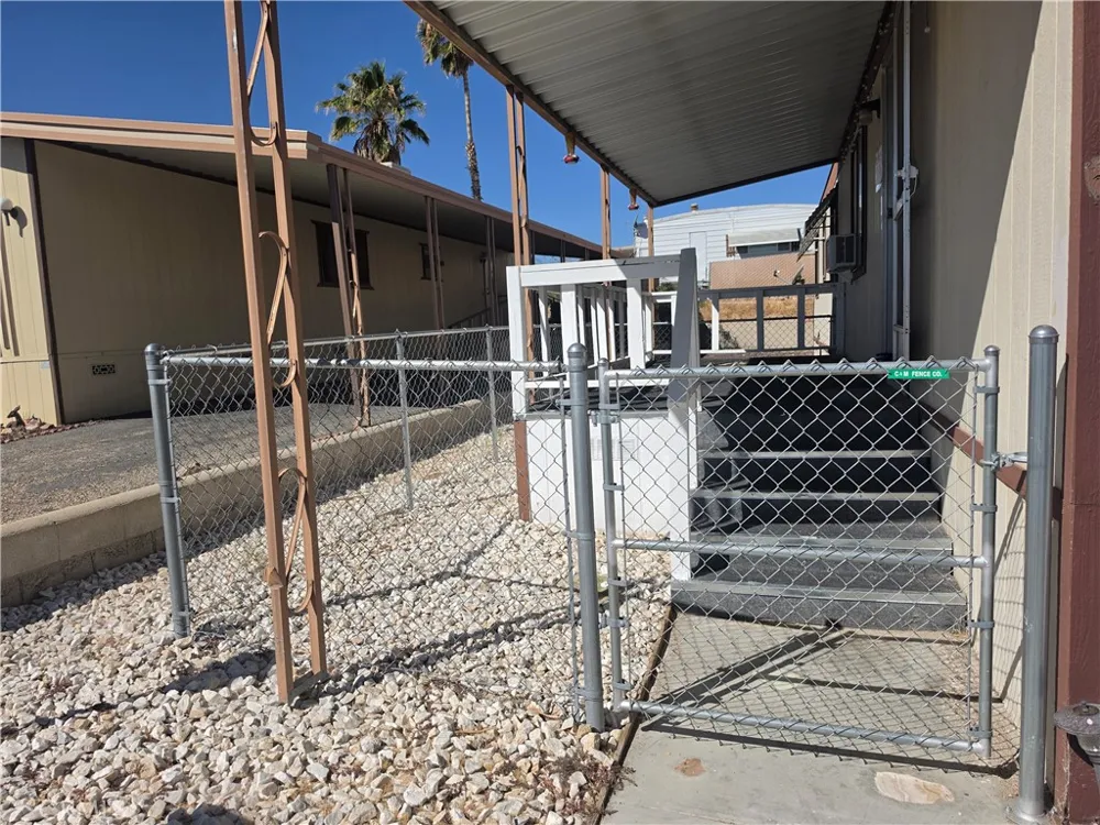 701 Montara #165 Barstow, CA 92311