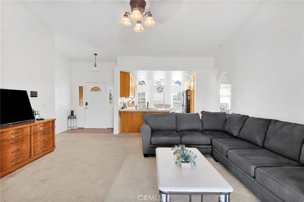 13240 Skiomah Apple Valley, CA 92308