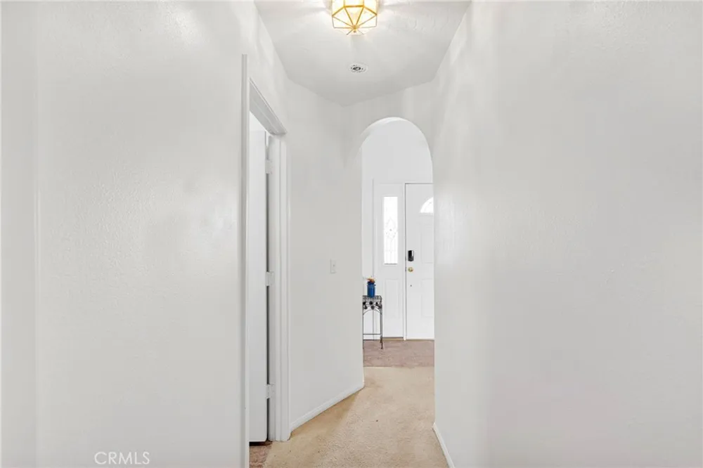13240 Skiomah Apple Valley, CA 92308