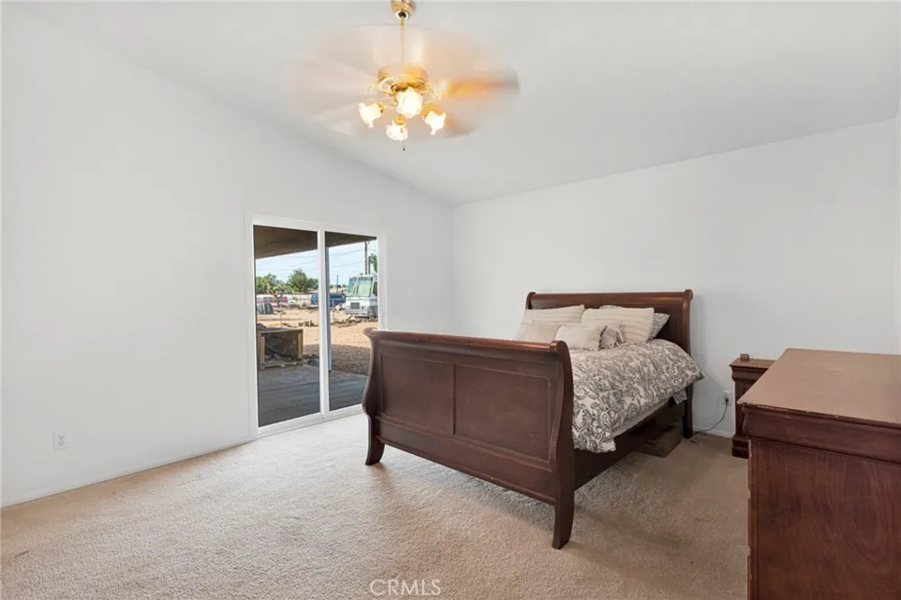 13240 Skiomah Apple Valley, CA 92308
