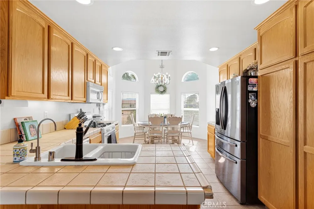 13240 Skiomah Apple Valley, CA 92308