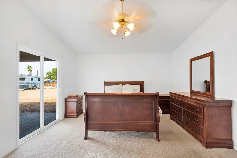 13240 Skiomah Apple Valley, CA 92308