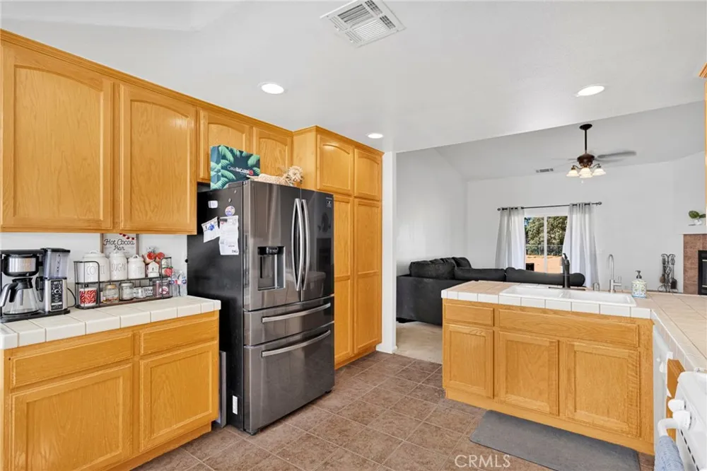 13240 Skiomah Apple Valley, CA 92308