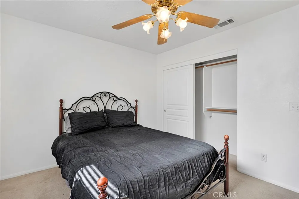 13240 Skiomah Apple Valley, CA 92308