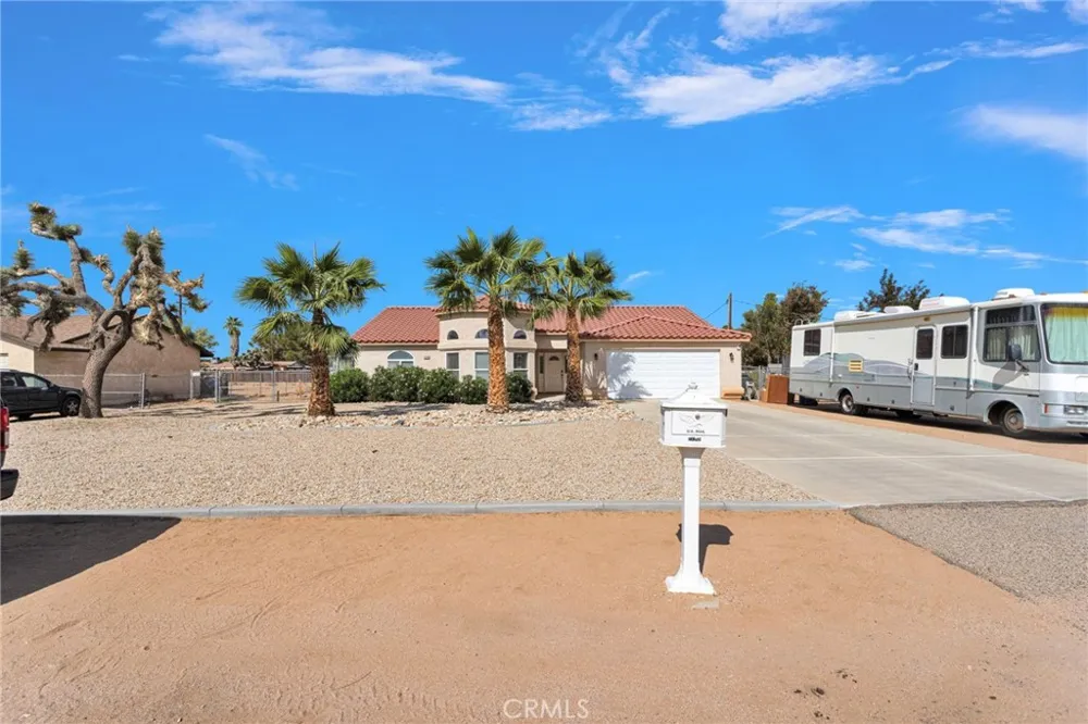 13240 Skiomah Apple Valley, CA 92308