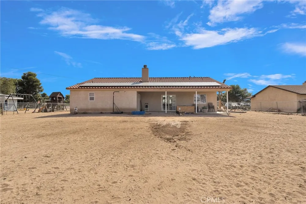 13240 Skiomah Apple Valley, CA 92308