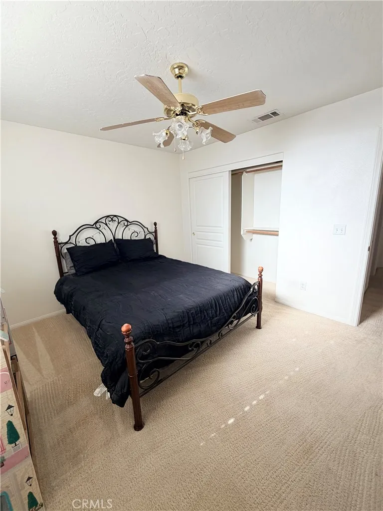 13240 Skiomah Apple Valley, CA 92308