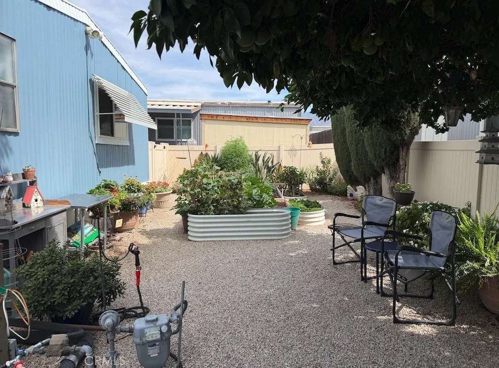 2727 Pacific Street #95 Highland, CA 92346