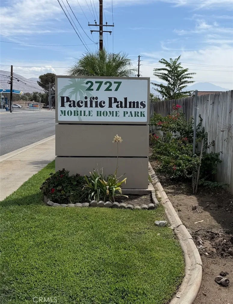 2727 Pacific Street #95 Highland, CA 92346