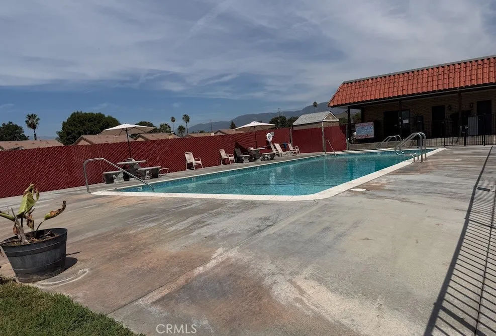 2727 Pacific Street #95 Highland, CA 92346