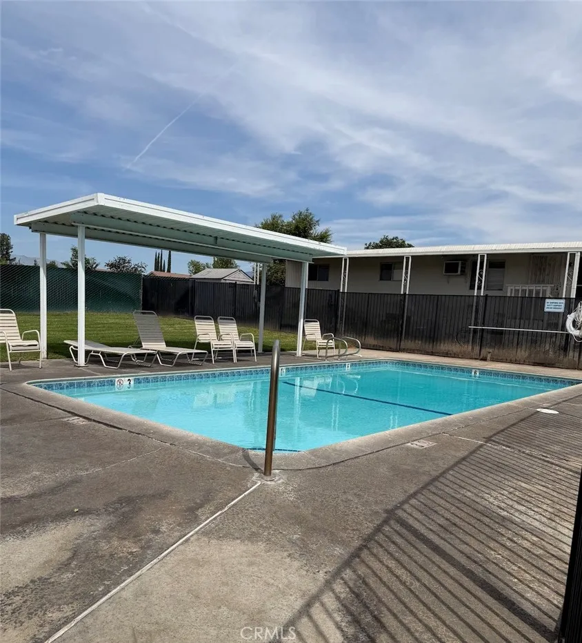 2727 Pacific Street #95 Highland, CA 92346