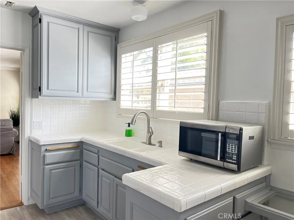 2440 Queensberry Road Pasadena, CA 91104