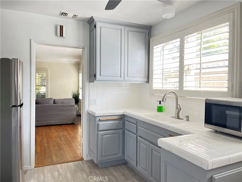 2440 Queensberry Road Pasadena, CA 91104