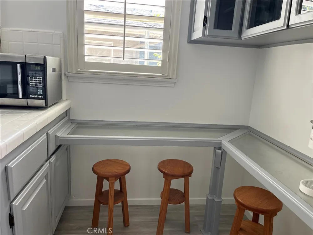 2440 Queensberry Road Pasadena, CA 91104