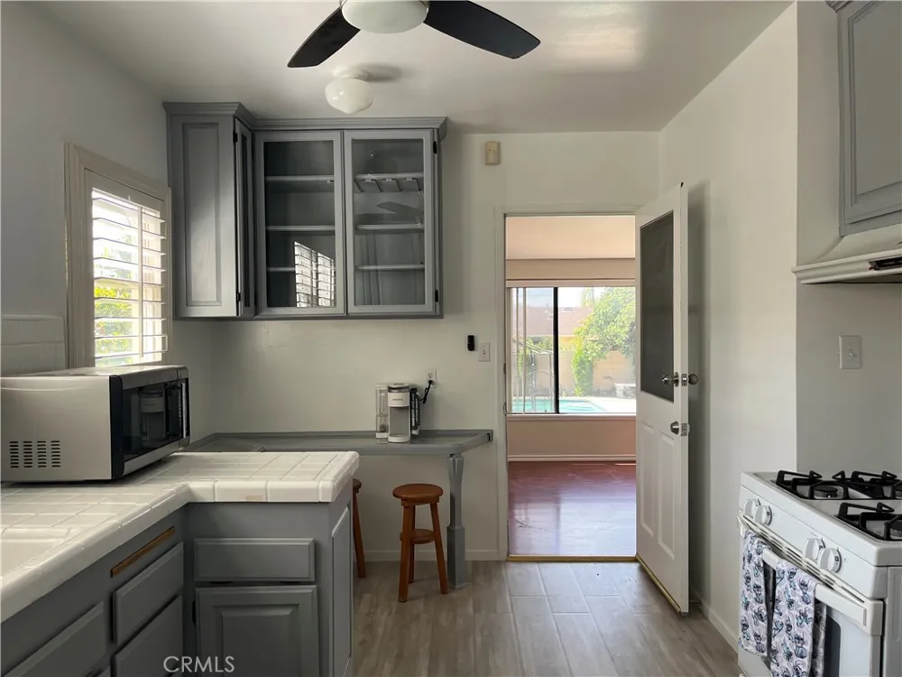 2440 Queensberry Road Pasadena, CA 91104