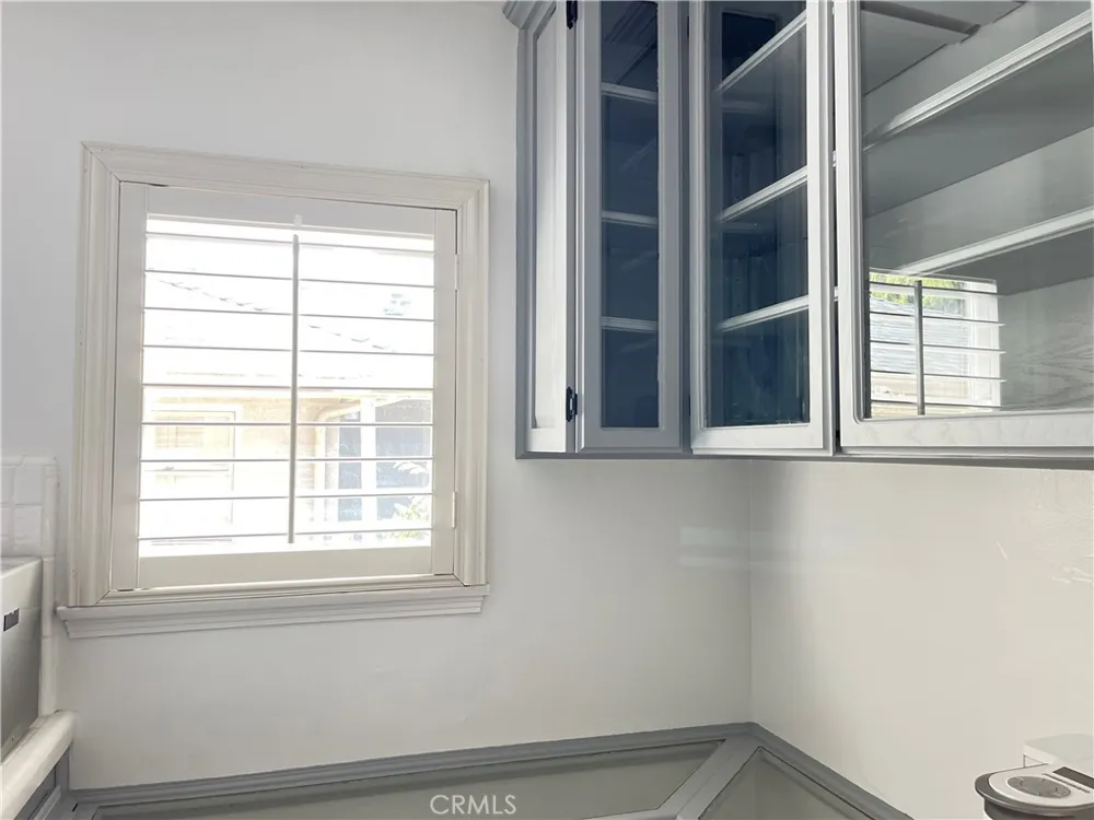2440 Queensberry Road Pasadena, CA 91104